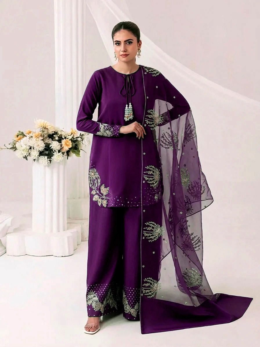 Embroidered Silk 3PCS Suit (Silver/Golden)