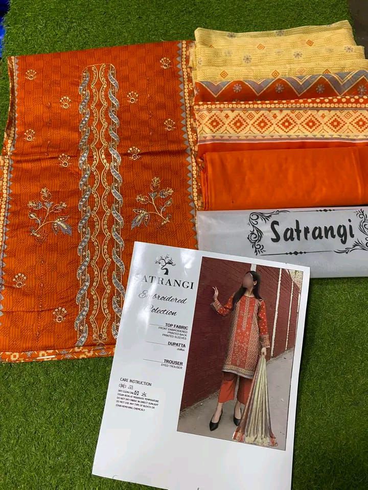 Embroidered Lawn Suit with Chiffon Dupatta – 3PCS Set Unstitched