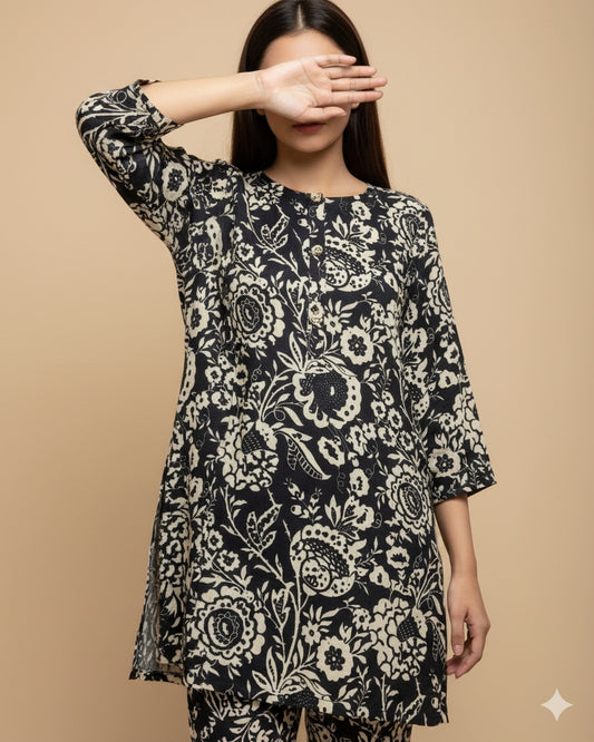 Elegant Embroidered Cotton 3-Piece Suit with Chiffon Dupatta