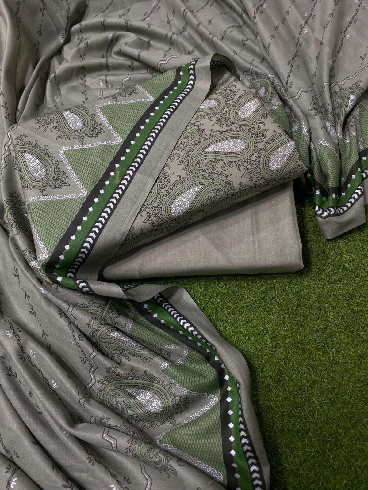 Print Lawn 3PC Unstitched
