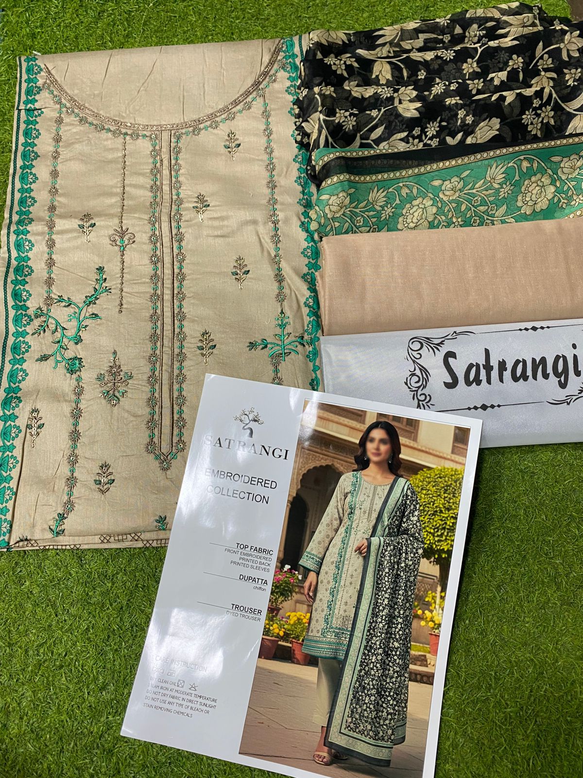 Embroidered Lawn Suit with Chiffon Dupatta – 3PCS Set Unstitched