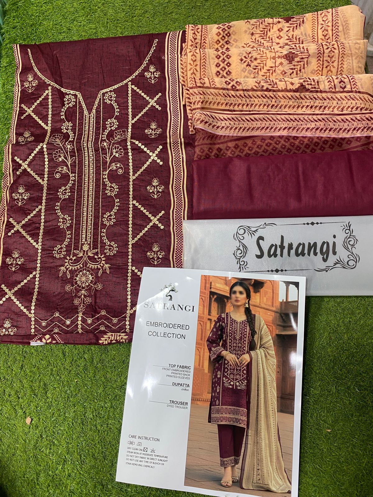 Embroidered Lawn Suit with Chiffon Dupatta – 3PCS Set Unstitched
