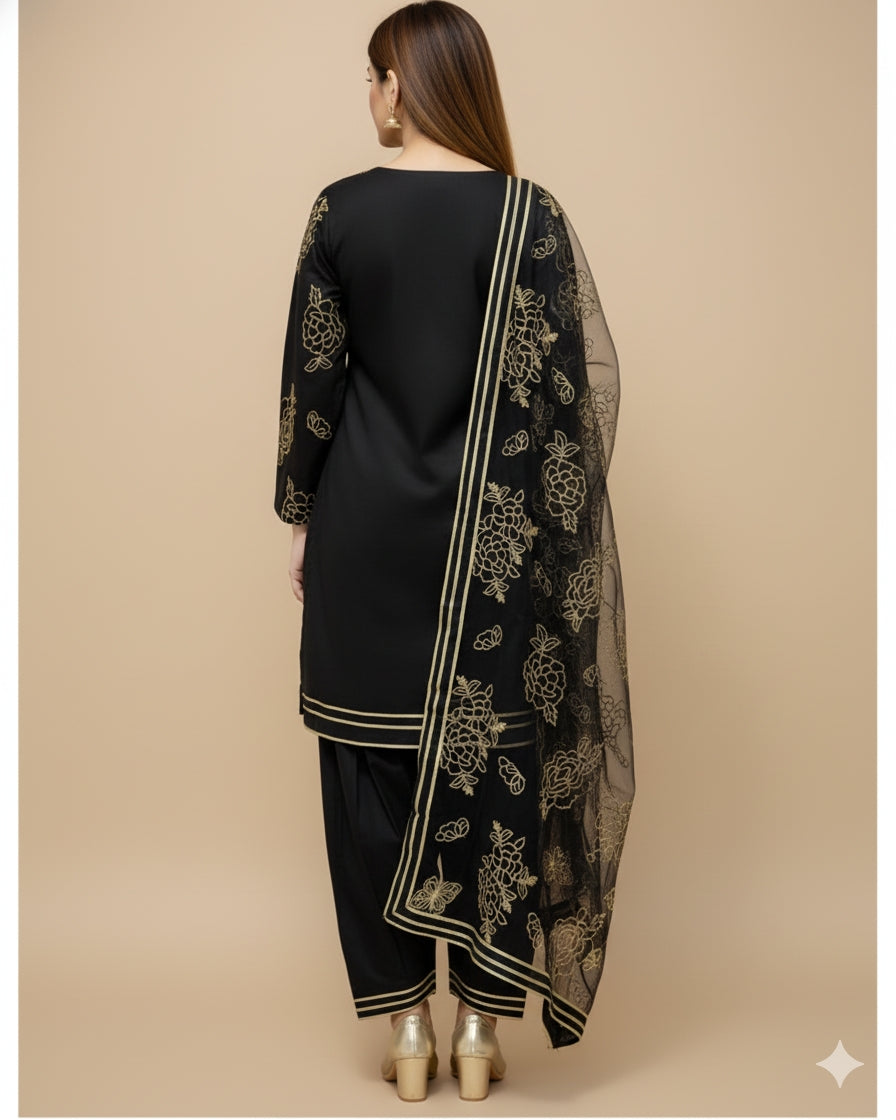 Elegant Embroidered Cotton 3-Piece Suit with Chiffon Dupatta