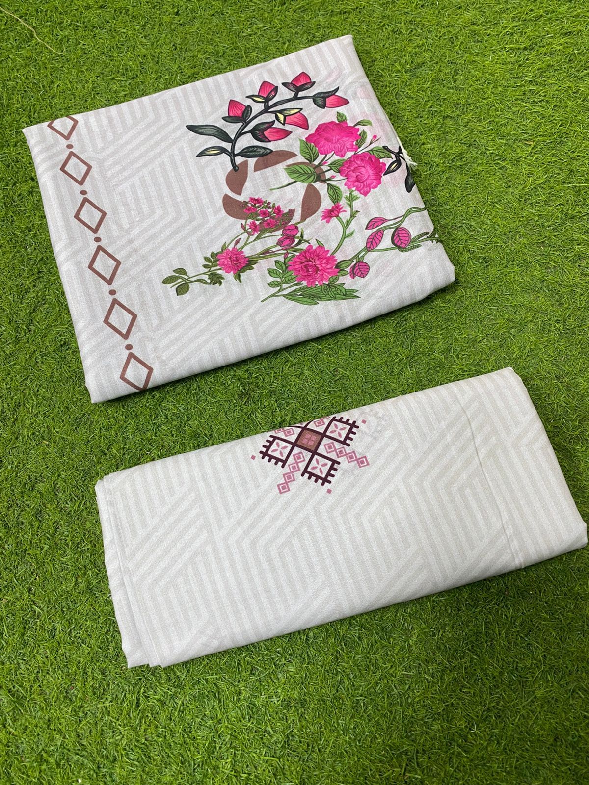 Printed Cord Set Lawn with Plain Trouser – 2PCS Unstitched